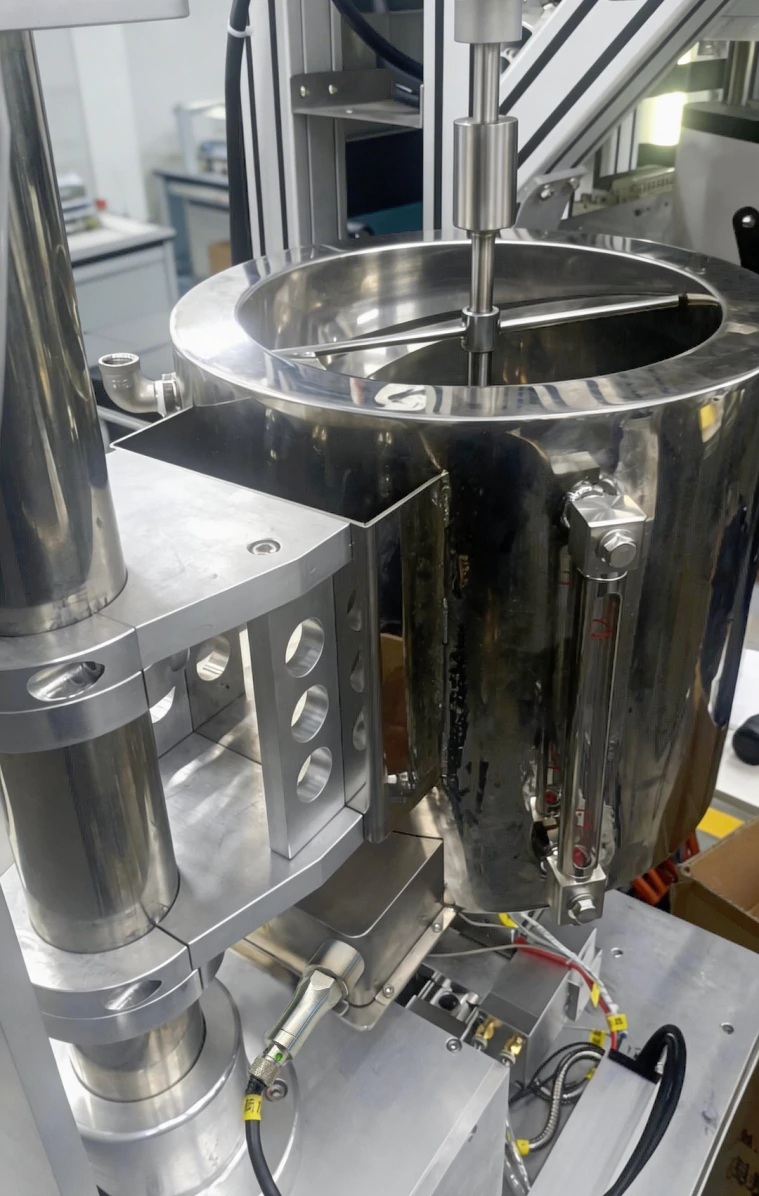 RF admittance level sensor installed on viscous media storage tank